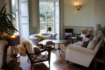 هتل Burleigh Court