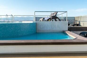 هتل Candia