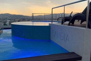 هتل Candia