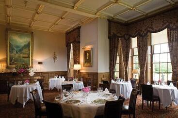 هتل Crathorne Hall