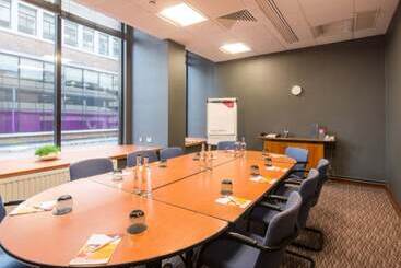 هتل Crowne Plaza Nottingham, An Ihg