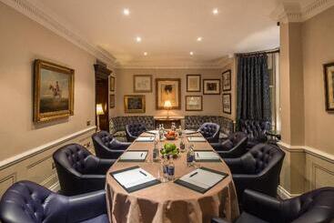 هتل Dukes London