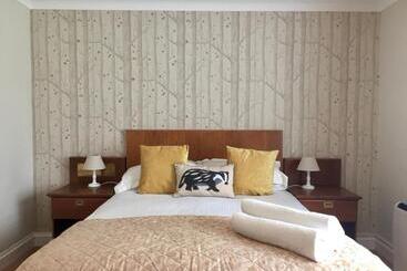 هتل Flackley Ash Country House