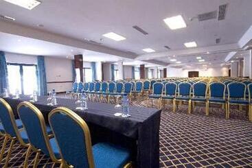 هتل Golden Tulip Kumasi City