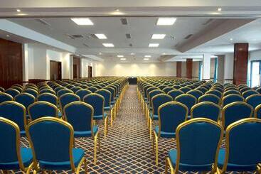 هتل Golden Tulip Kumasi City