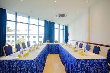 هتل Golden Tulip Kumasi City