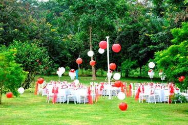 هتل Golden Tulip Kumasi City