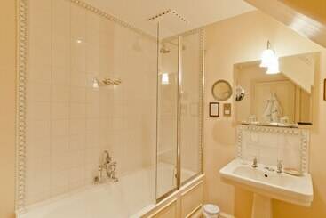酒店 Hartwell House & Spa