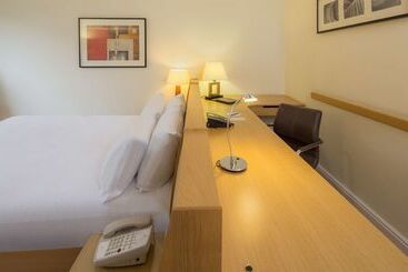 هتل Hilton Leicester