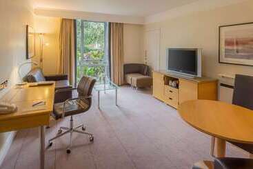 هتل Hilton Leicester