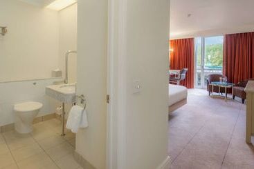 هتل Hilton Leicester
