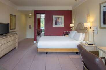 هتل Hilton Leicester