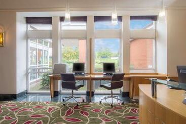 هتل Hilton Leicester