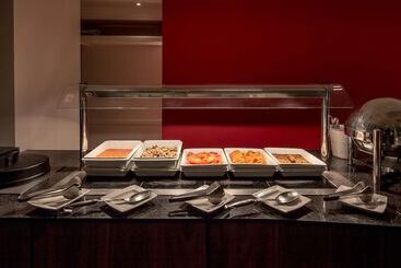 هتل Hilton Leicester