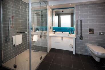 هتل Holiday Inn Express Portsmouth – North, An Ihg
