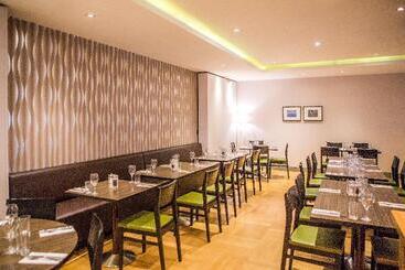 هتل Holiday Inn High Wycombe M40, Jct.4, An Ihg