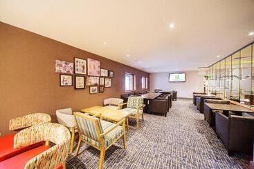 酒店 Holiday Inn High Wycombe M40, Jct.4, An Ihg
