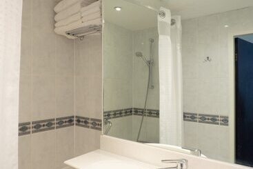 هتل Holiday Inn London Oxford Circus, An Ihg