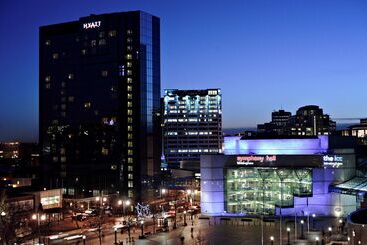 هتل Hyatt Regency Birmingham