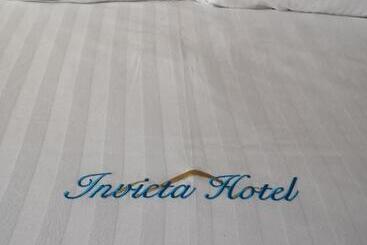 酒店 Invicta