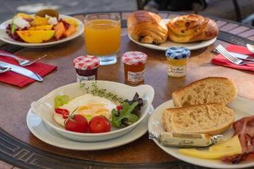 هتل Le Relais Du Moulin   Hôtel De Charme & Spa Adult Only