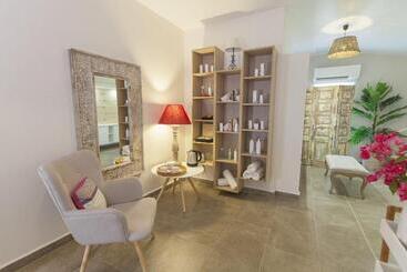 هتل Le Relais Du Moulin   Hôtel De Charme & Spa Adult Only