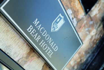 هتل Macdonald Bear