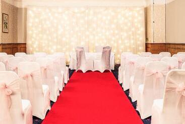 酒店 Mercure York Fairfield Manor