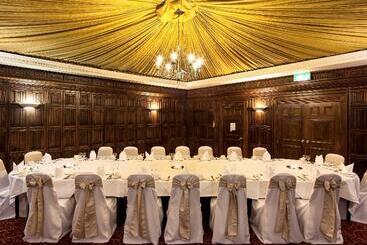 酒店 Mercure York Fairfield Manor