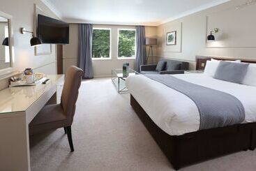 Moor Hall Hotel, Bw Premier Collection