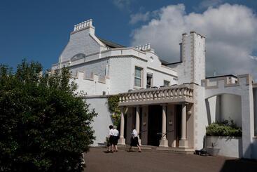 هتل North West Castle