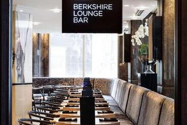Radisson Blu Hotel, London Bond Street