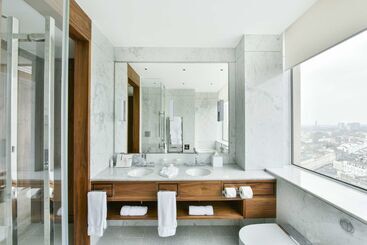 هتل Royal Lancaster London