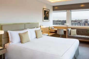هتل Royal Lancaster London