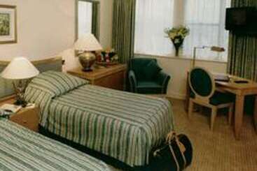 هتل Royal Lancaster London