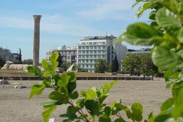 هتل The Athens Gate