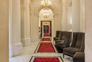 هتل The Clermont London, Charing Cross