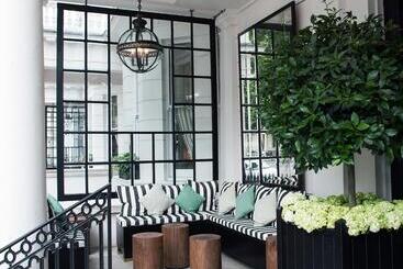 هتل The Kensington