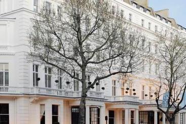 هتل The Kensington