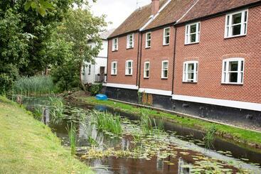 هتل The Mill