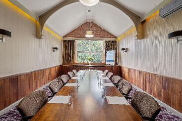 هتل The Rutland