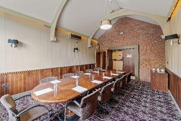 هتل The Rutland