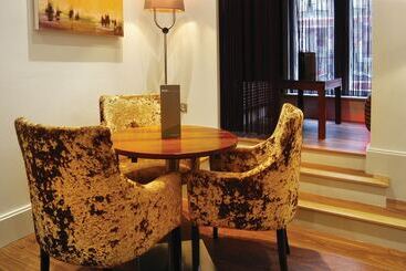 هتل Thistle London Bloomsbury Park