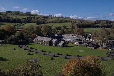 The Devonshire Arms Hotel & Spa   Skipton