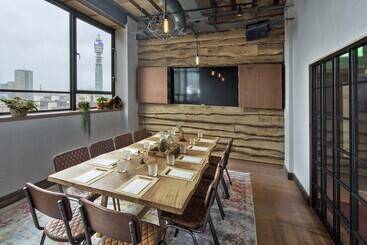 Treehouse Hotel London