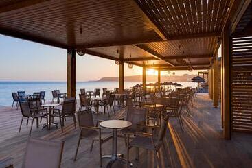 Avra Beach Resort