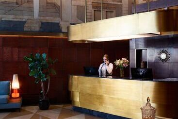 Brown Acropol, a Member of Brown Hotels