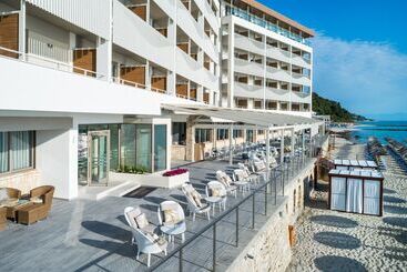 هتل Ammon Zeus Luxury Beach