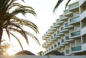 هتل Apollo Beach