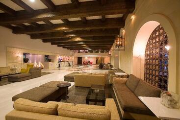 هتل Apollonia Beach Resort & Spa